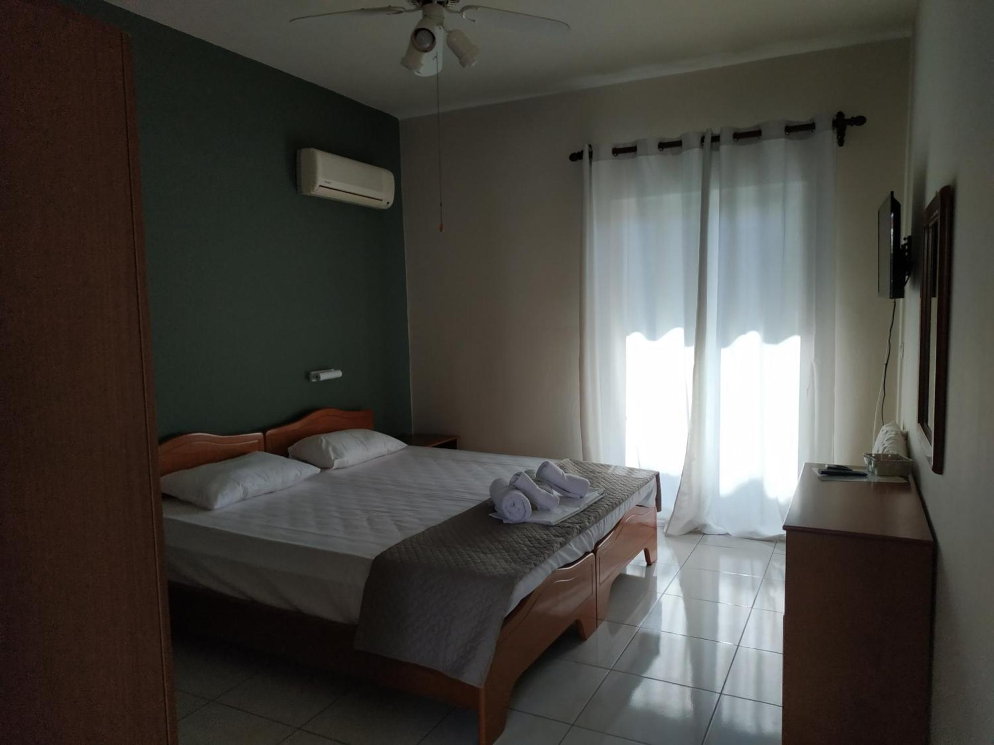 Apartments By Evita'S Resort Poros Town Zewnętrze zdjęcie