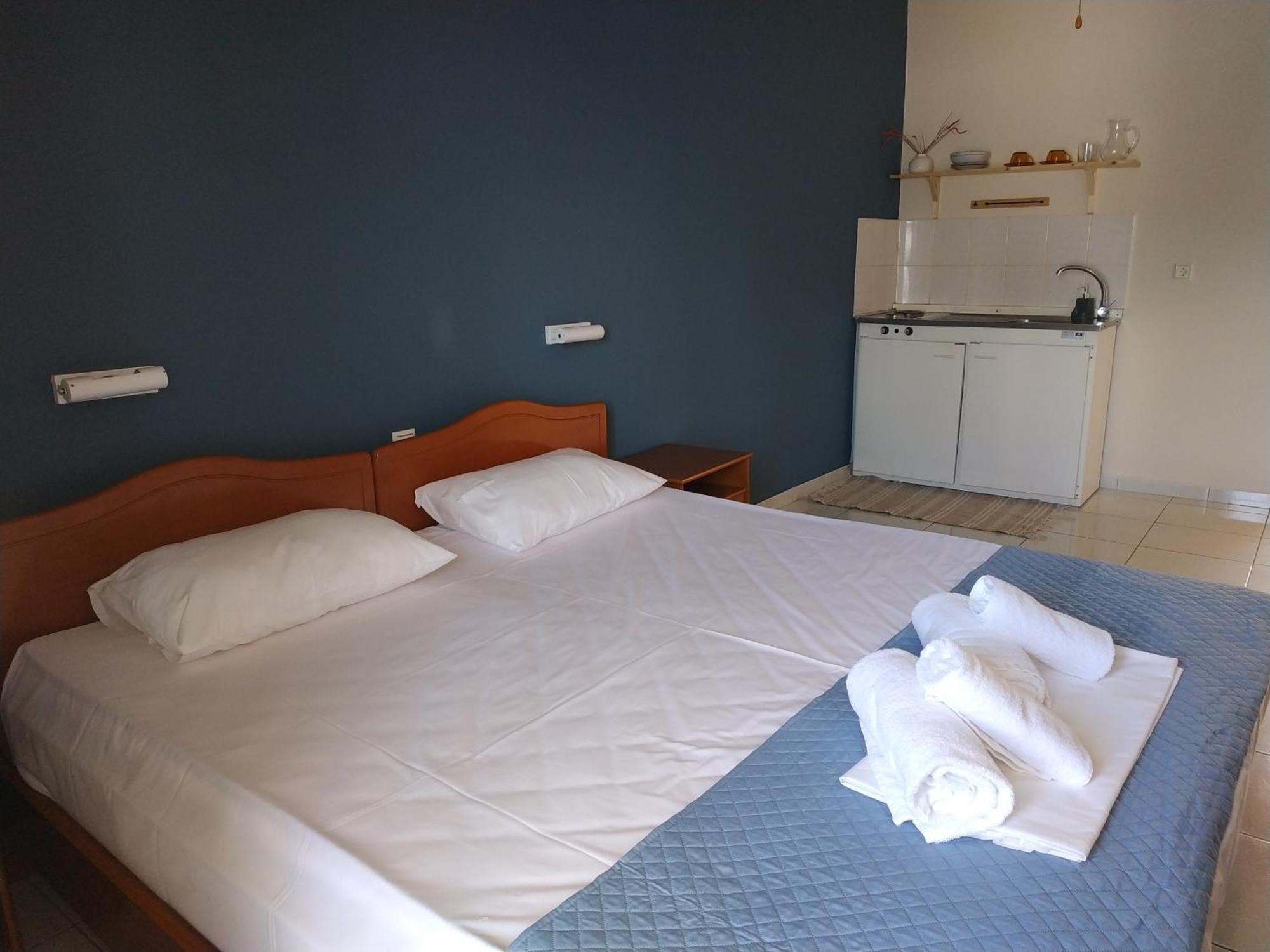Apartments By Evita'S Resort Poros Town Zewnętrze zdjęcie
